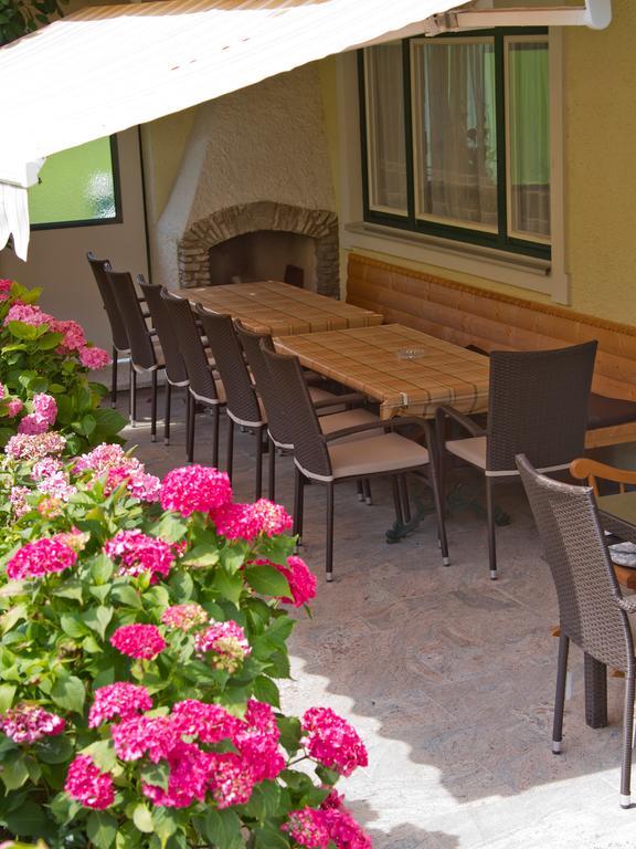 Haus Am Wald Hotel Strobl Exterior foto
